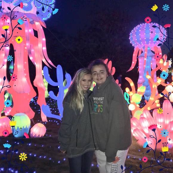 Meet your Posher, Michelle - Picture 1 of 1